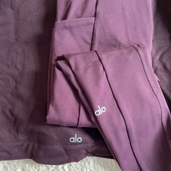 Alo Yoga set - Bae hoodie & 7/8 high waist legging - Picture 2 of 4